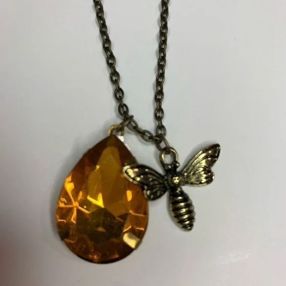 💸Bee and Stone Bronze Necklace💸 - Picture 4 of 8